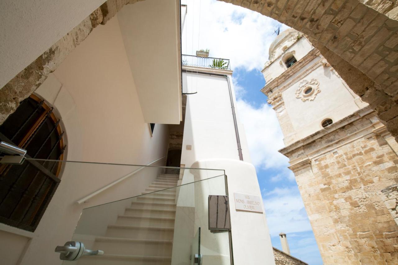 Al Castello Relais Bed & Breakfast เวียสเต ภายนอก รูปภาพ